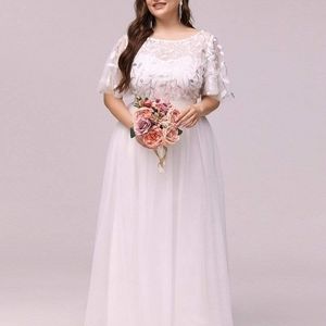 Women's Embroidery Evening Dresses with Short Sleeve